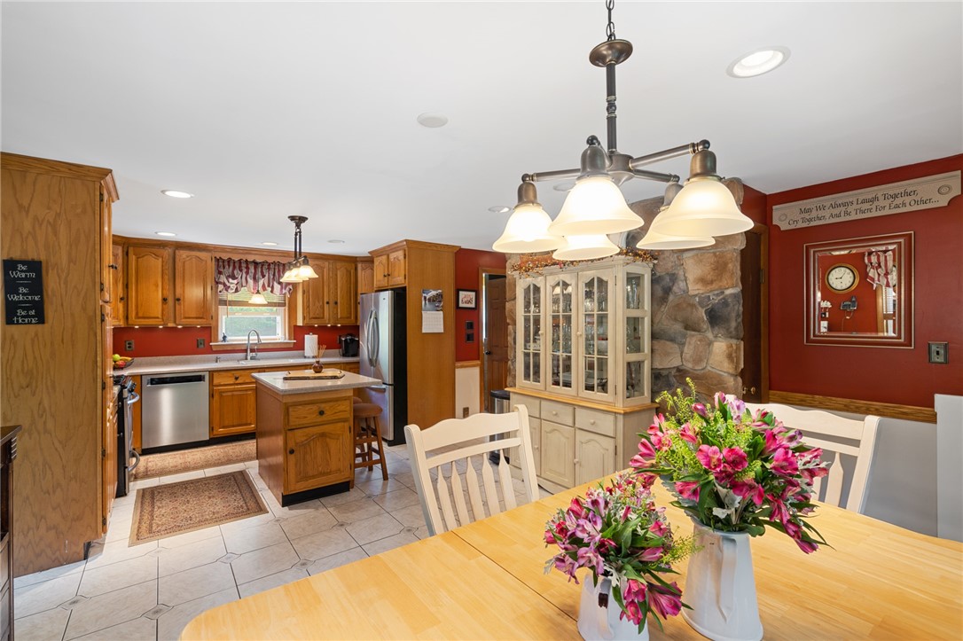 19 Trap Road Glocester, RI 02857 - Photo 8 of 32