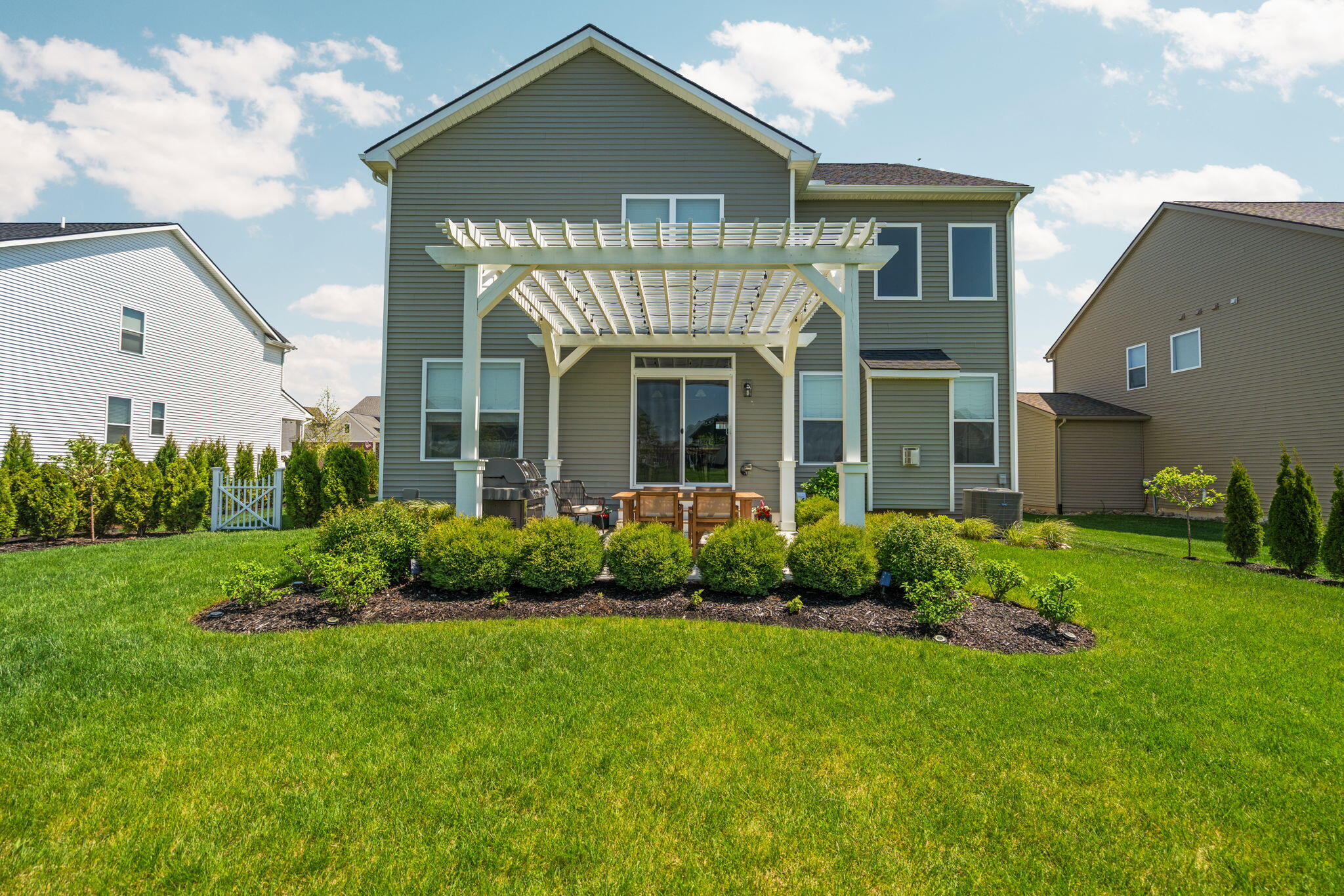 2714 Maize Loop Saline, MI 48176 - Photo 4 of 88 76-web-or-mls-DSC09679