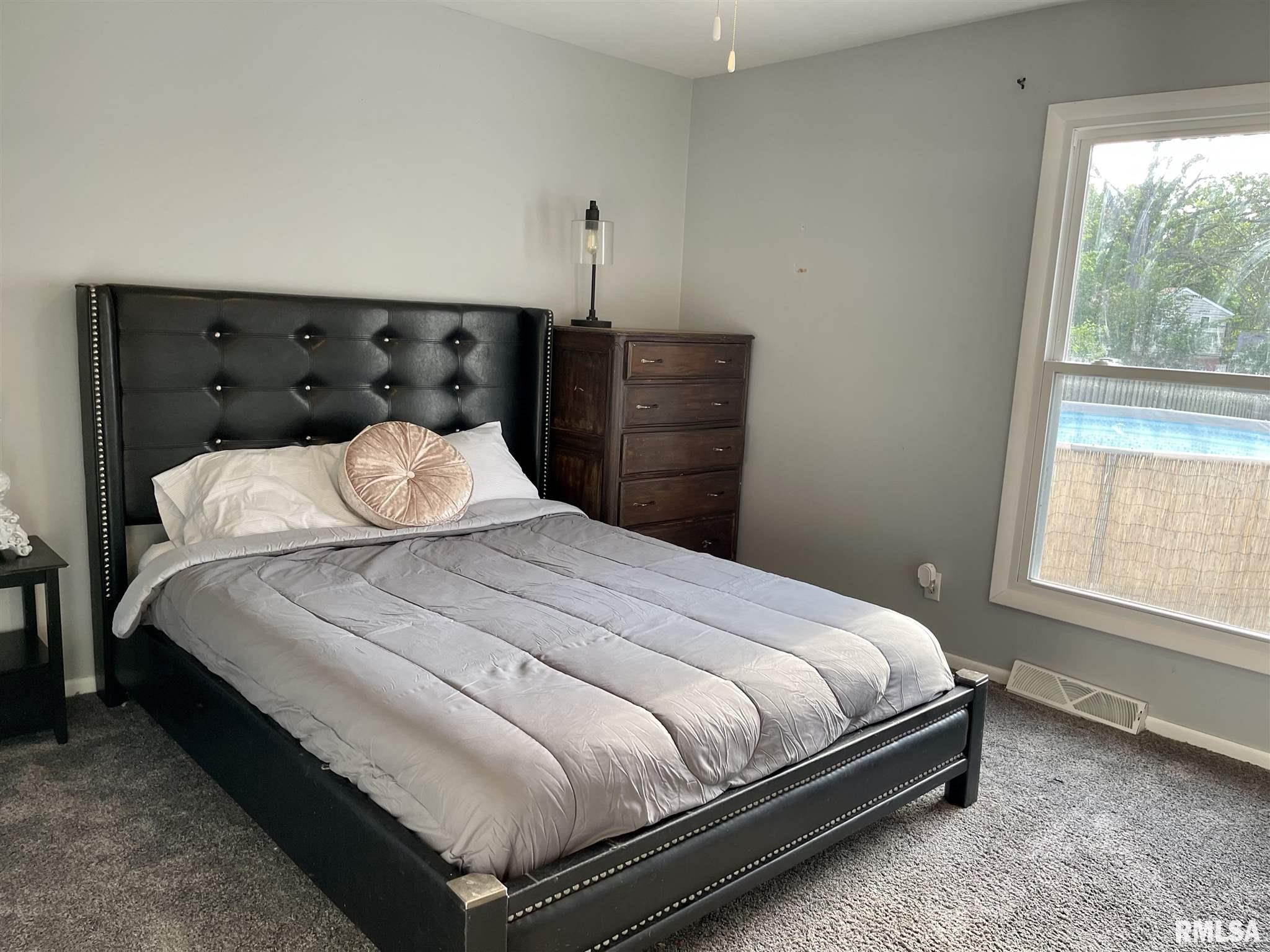 2101 Henley Road Springfield, IL 62702 - Photo 12 of 27