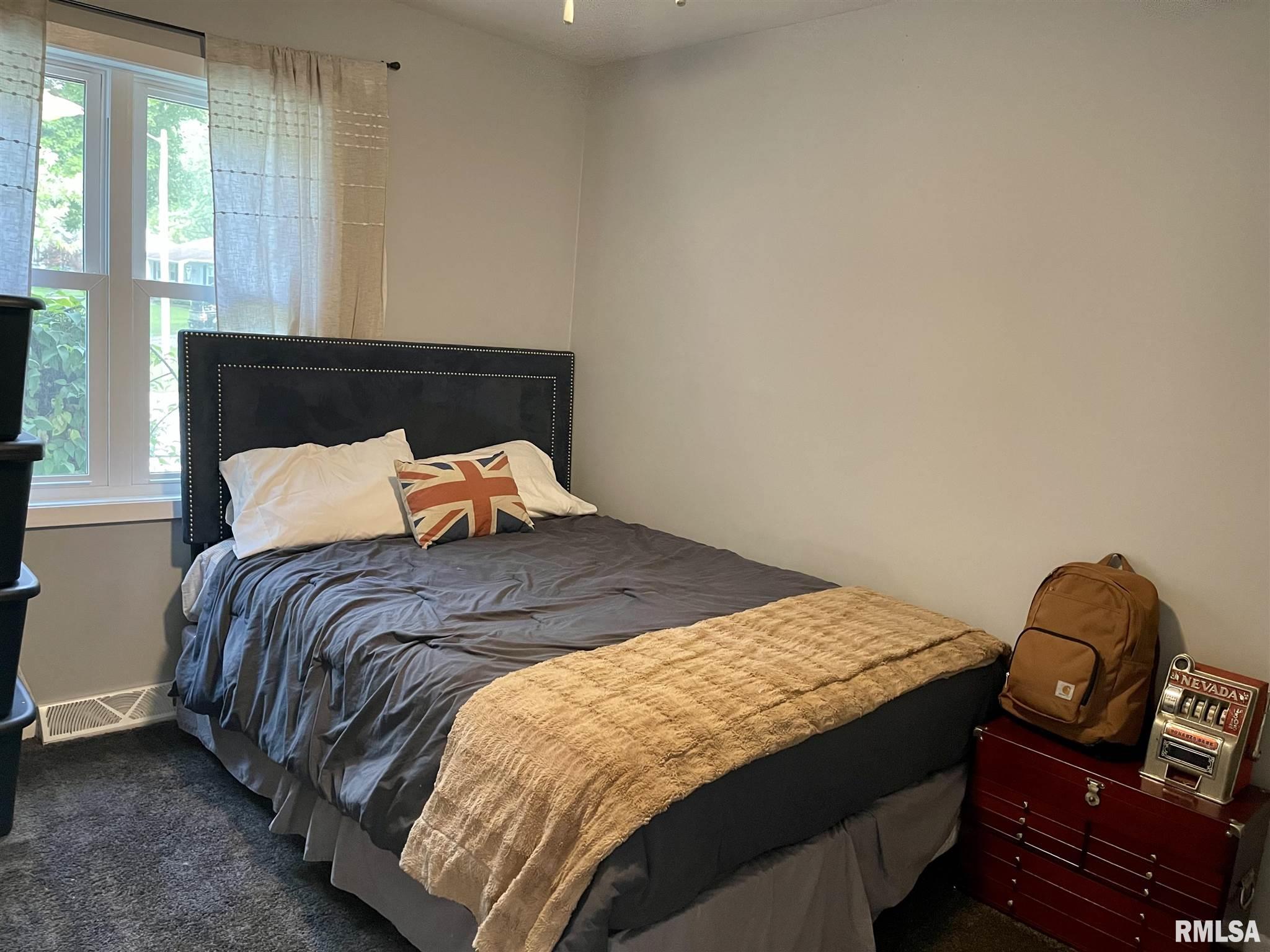 2101 Henley Road Springfield, IL 62702 - Photo 15 of 27