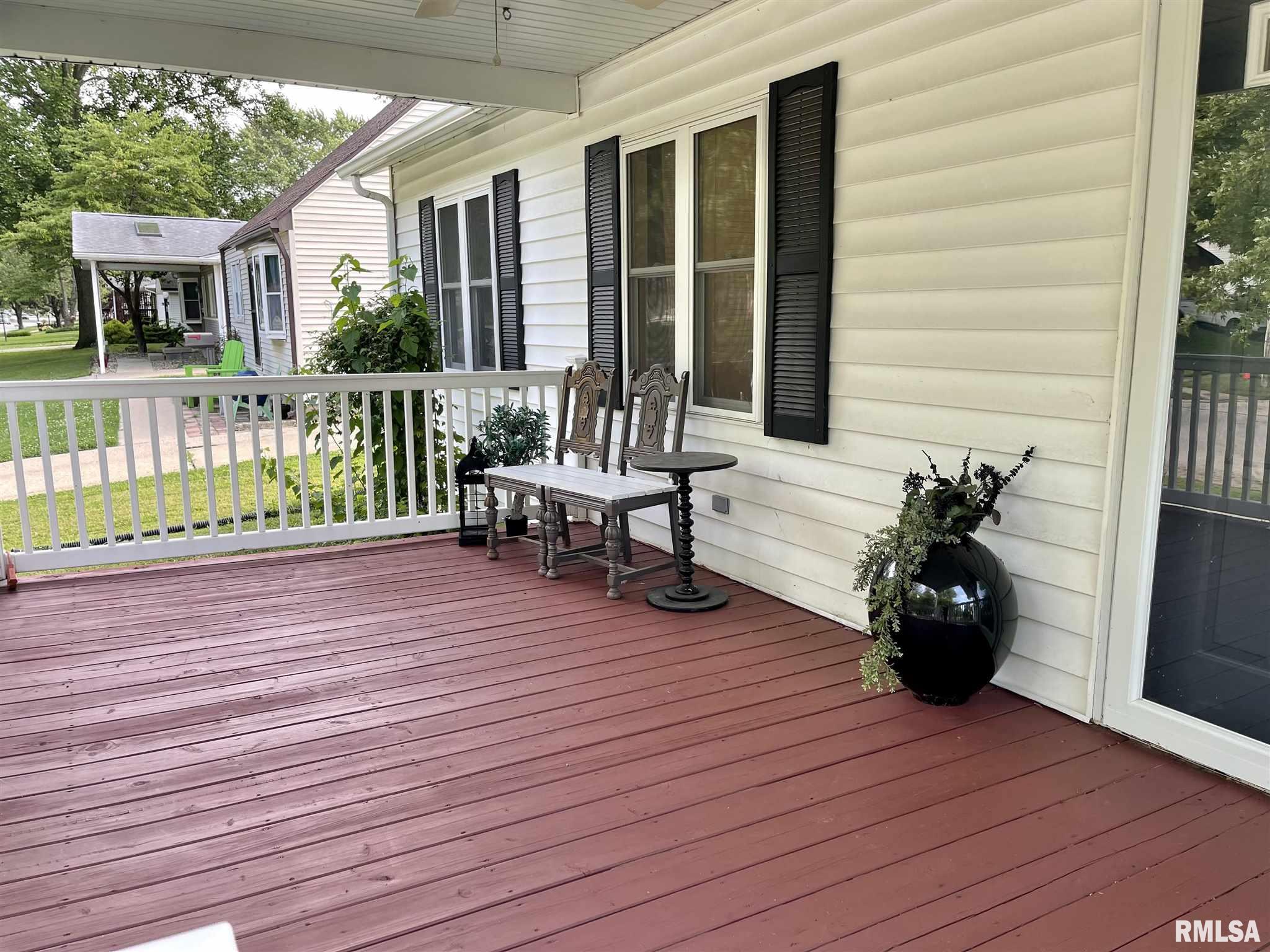 2101 Henley Road Springfield, IL 62702 - Photo 2 of 27