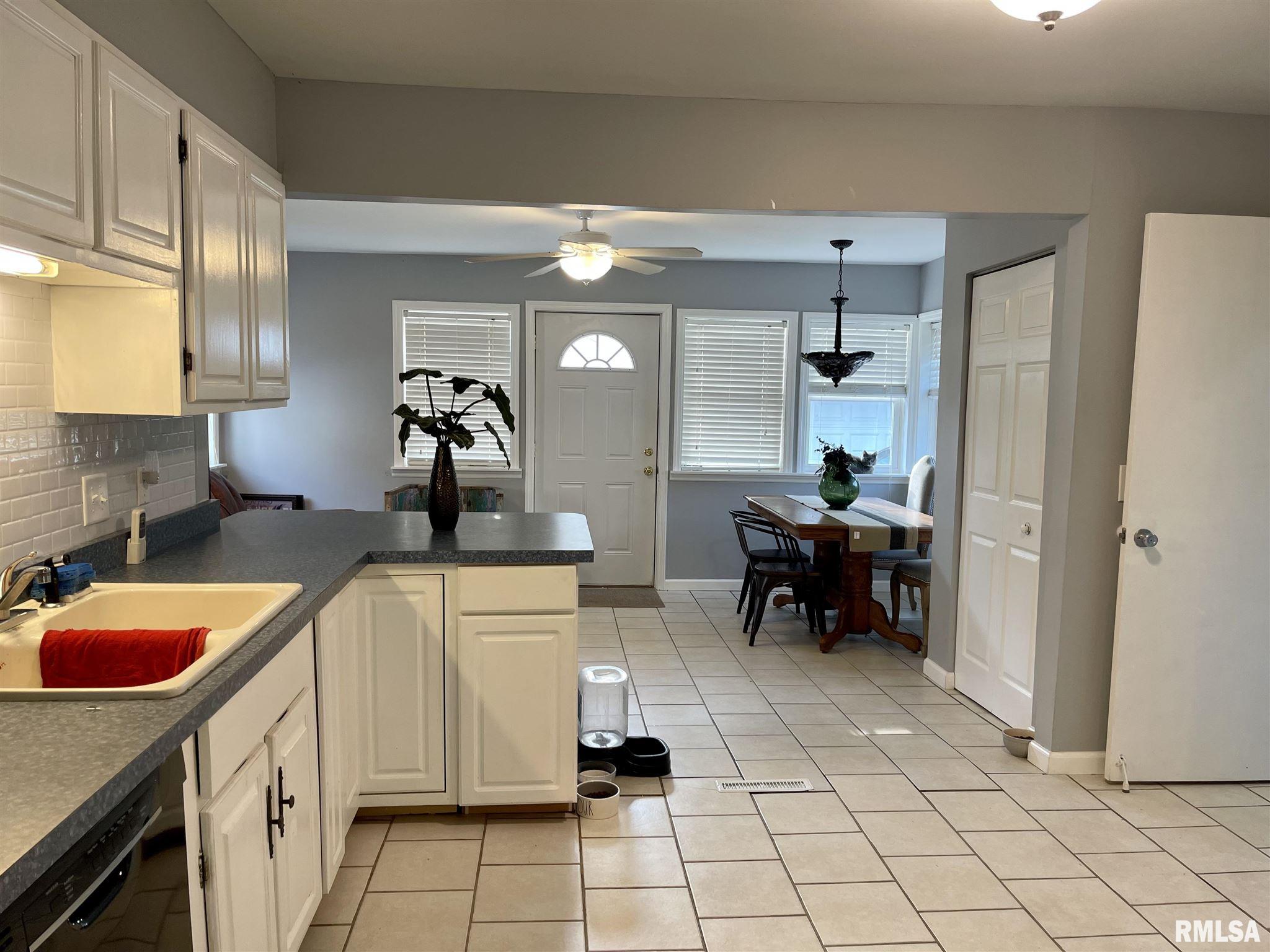 2101 Henley Road Springfield, IL 62702 - Photo 8 of 27