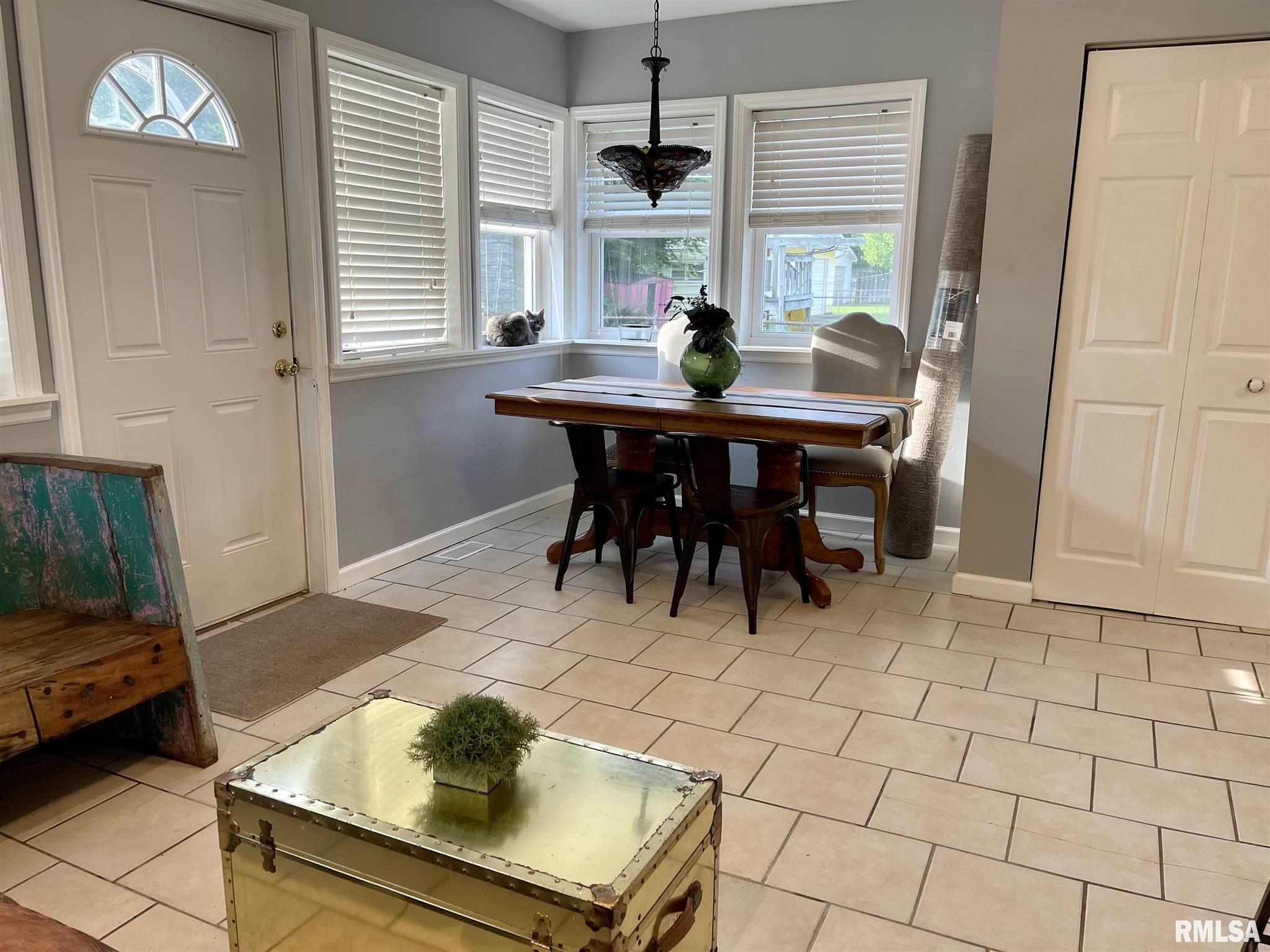 2101 Henley Road Springfield, IL 62702 - Photo 10 of 27