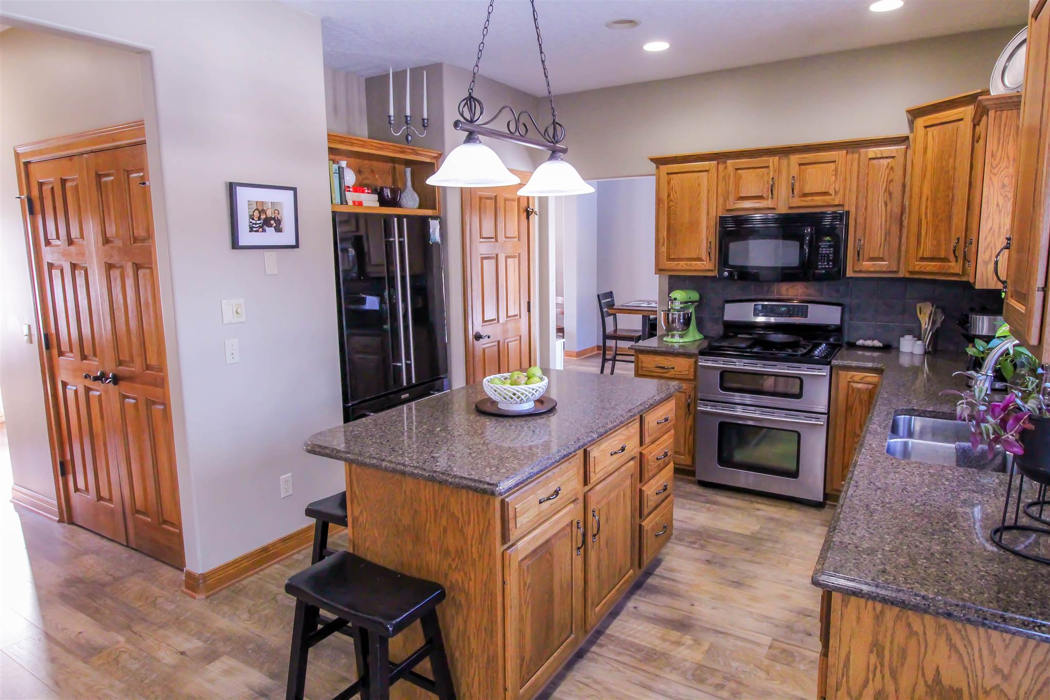 2218 Stonebriar Road Fort Wayne, IN 46814 - Photo 9 of 36 Gallery Image 9