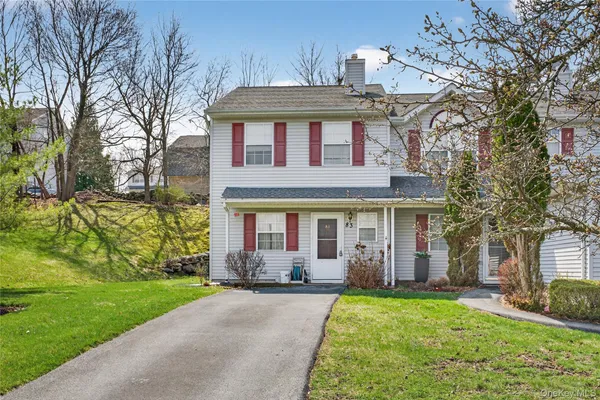 $339,999 | 83 Lois Lane, Monroe, NY 10950