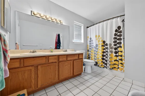 $339,999 | 83 Lois Lane, Monroe, NY 10950