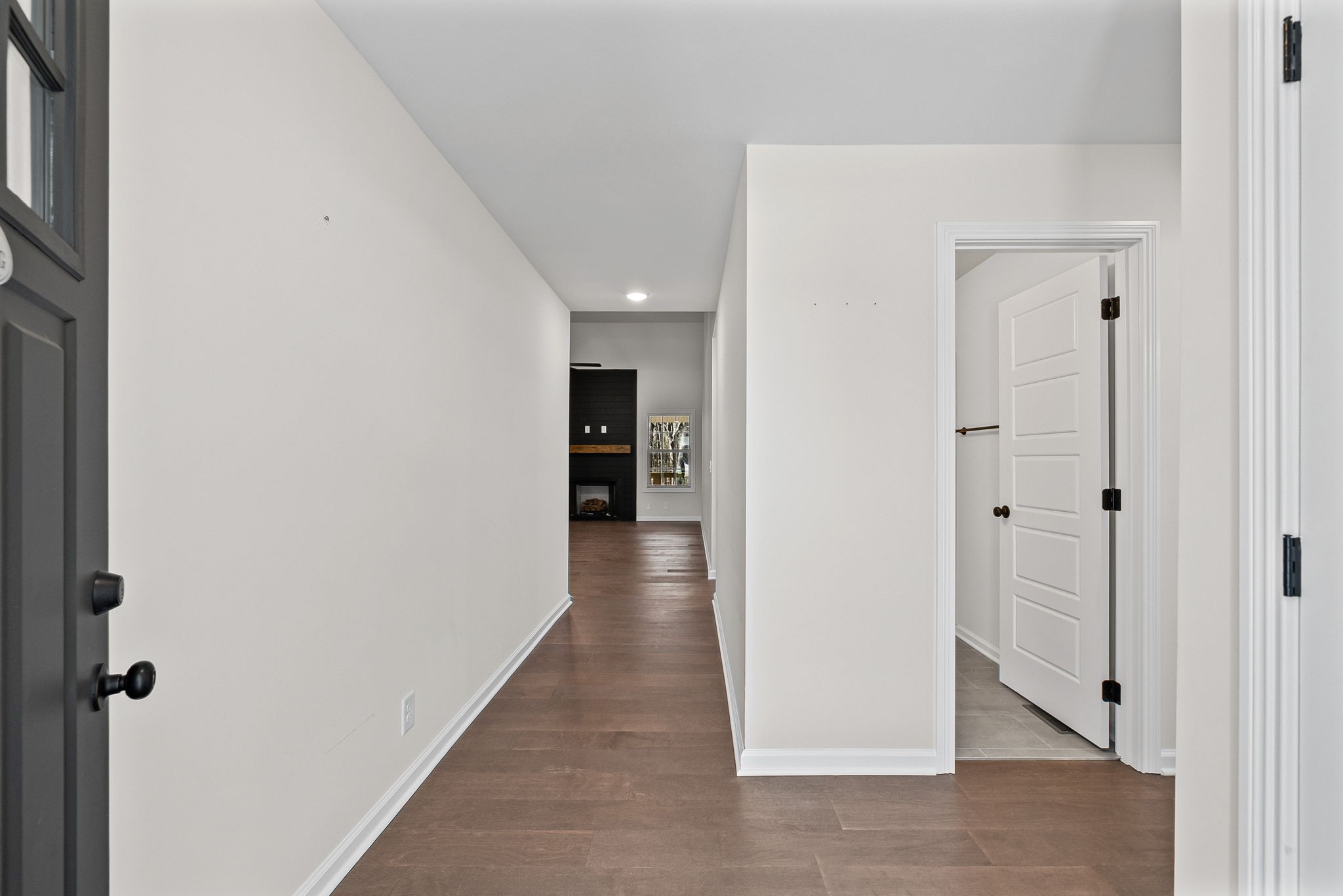 762 Gleason Drive Clarksville, TN 37042 - Photo 4 of 30