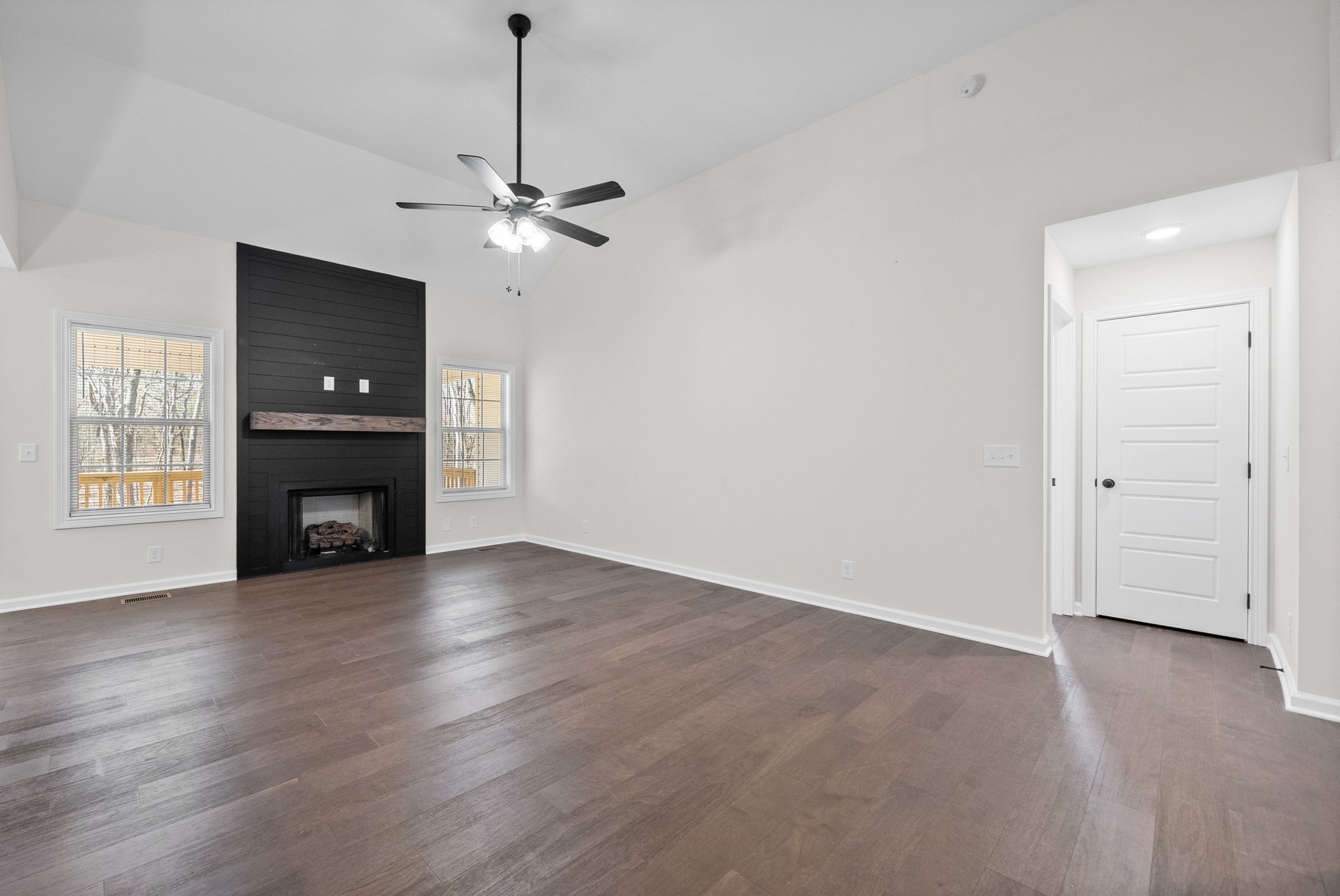 762 Gleason Drive Clarksville, TN 37042 - Photo 6 of 30