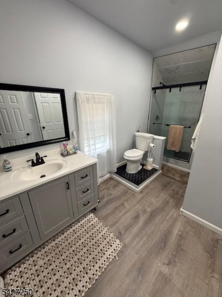 182 Stephensburg Road Port Murray, NJ 07865 - Photo 22 of 25 a spacious bathroom with a double vanity sink and a mirror