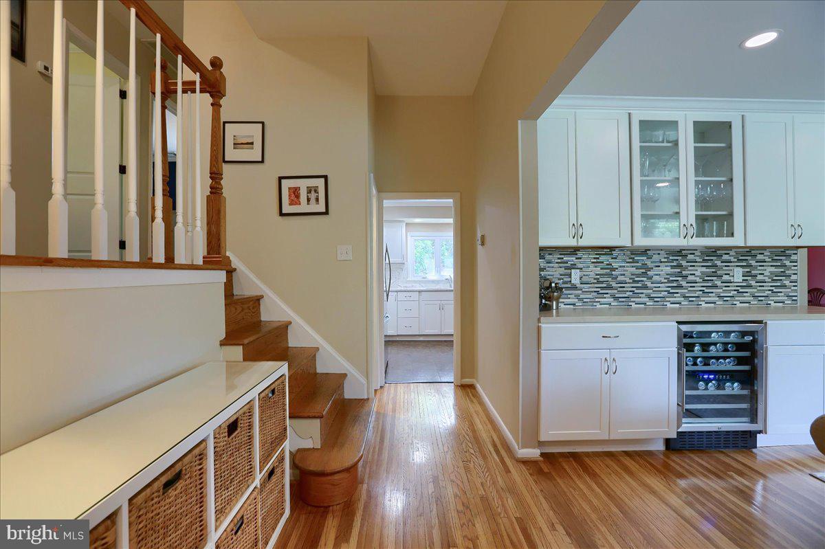 410 Gordon Road Ambler, PA 19002 - Photo 6 of 35 Entry Foyer, Hardwood Floor, Entertainment Bar