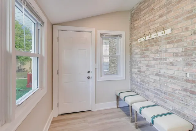 $625,000 | 4240 North McVicker Avenue, Chicago, IL 60634