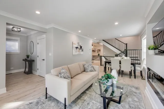 $625,000 | 4240 North McVicker Avenue, Chicago, IL 60634