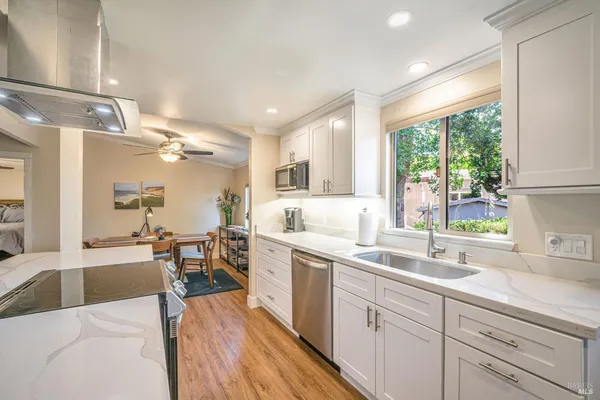 $199,000 | 103 Glenoak Court, Santa Rosa, CA 95409