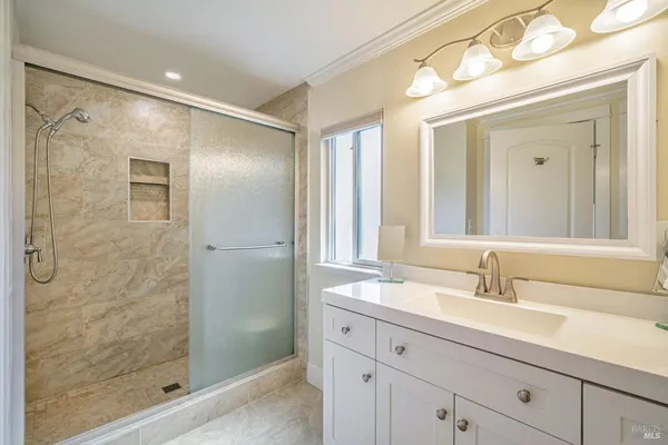 $199,000 | 103 Glenoak Court, Santa Rosa, CA 95409