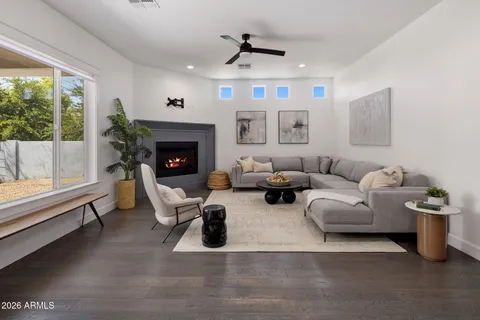 $2,095,000 | 4432 North 38th Street, Phoenix, AZ 85018