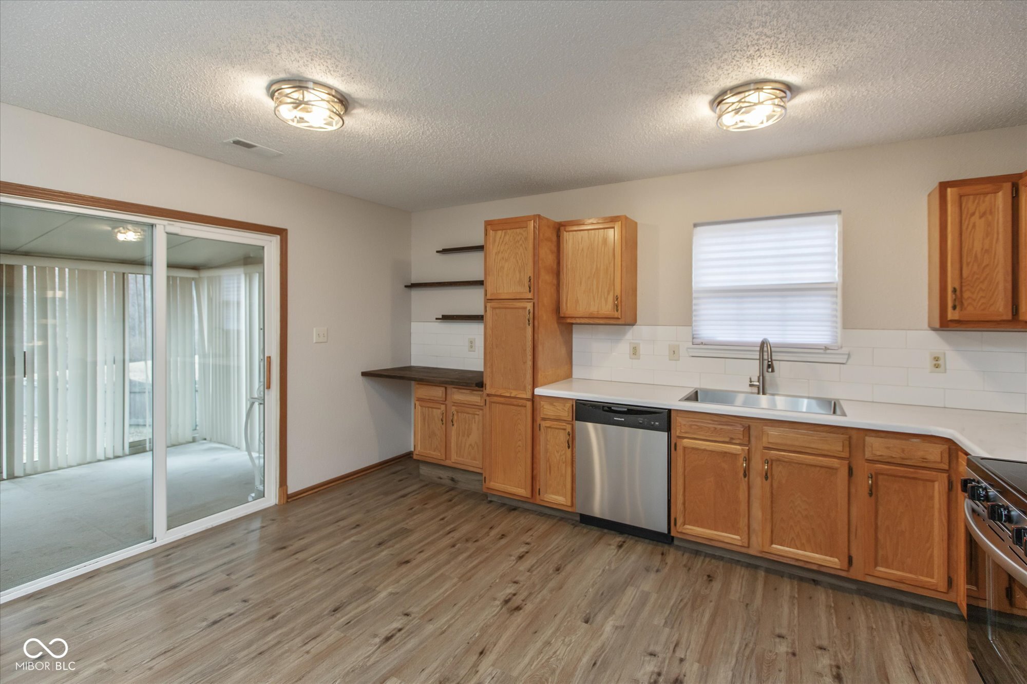 5320 Milhouse Road Indianapolis, IN 46221 - Photo 8 of 21