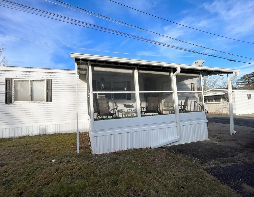 83 Clark Road, Unit 50 Shirley, MA 01464 - Photo 3 of 13 Gallery Image 3