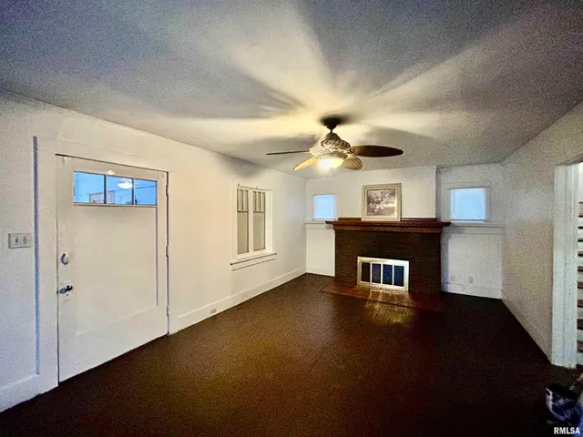 $69,000 | 401 West Elliott Avenue, Springfield, IL 62702