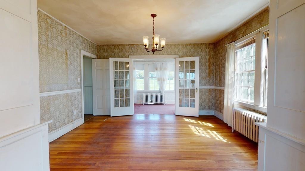 98 Stoneleigh Road Watertown, MA 02472 - Photo 11 of 36 Gallery Image 11