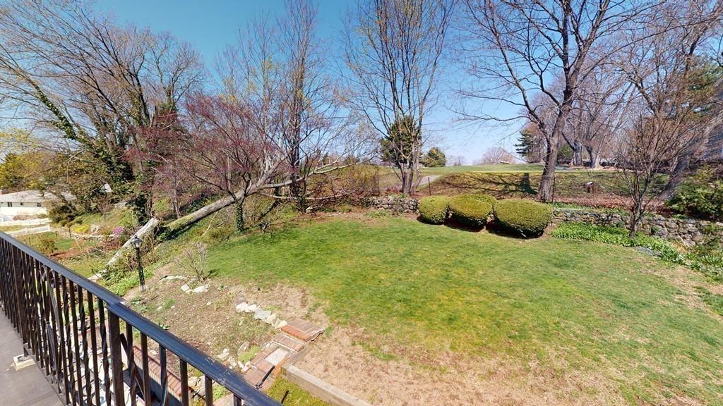 98 Stoneleigh Road Watertown, MA 02472 - Photo 27 of 36 Gallery Image 27