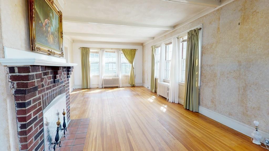 98 Stoneleigh Road Watertown, MA 02472 - Photo 5 of 36 Gallery Image 5