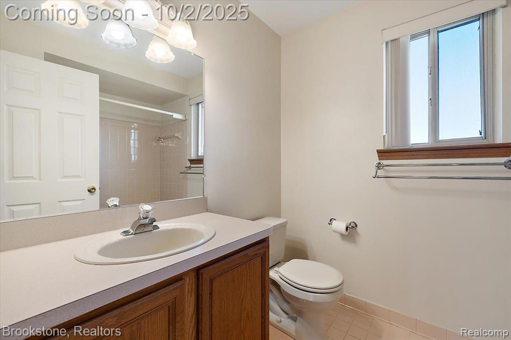 46063 Pat Street Chesterfield, MI 48051 - Photo 32 of 43