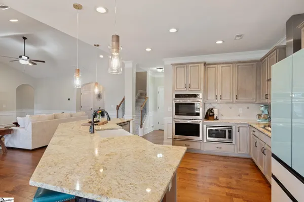 $725,000 | 156 Fort Drive, Simpsonville, SC 29681