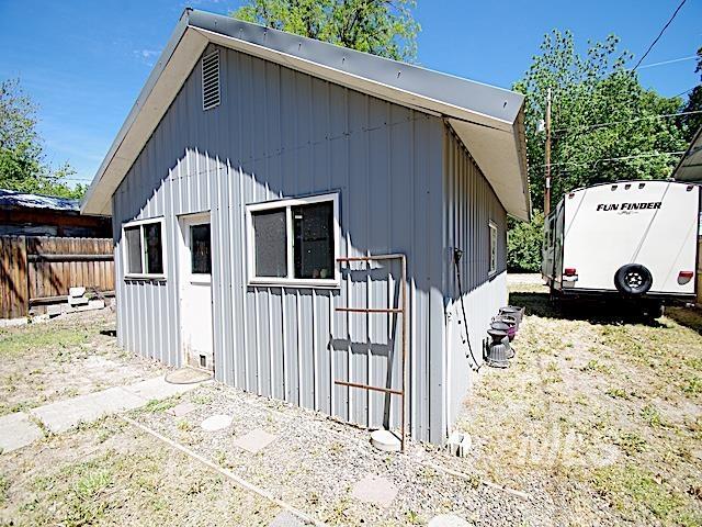 1386 West 3rd Street Weiser, ID 83672 - Photo 7 of 20