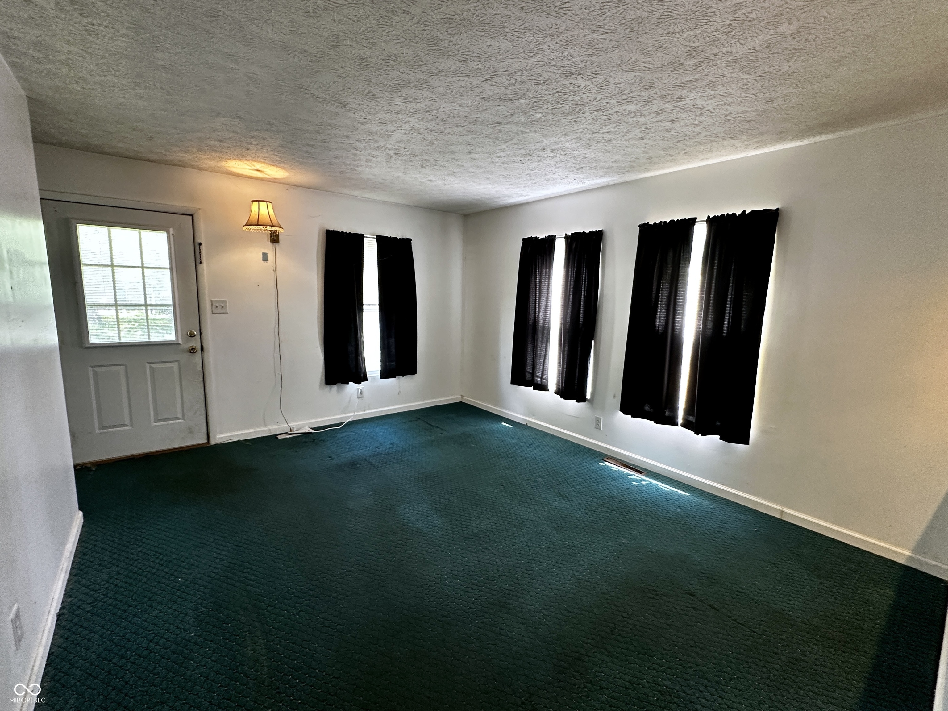 336 South Edgehill Road Indianapolis, IN 46241 - Photo 3 of 23