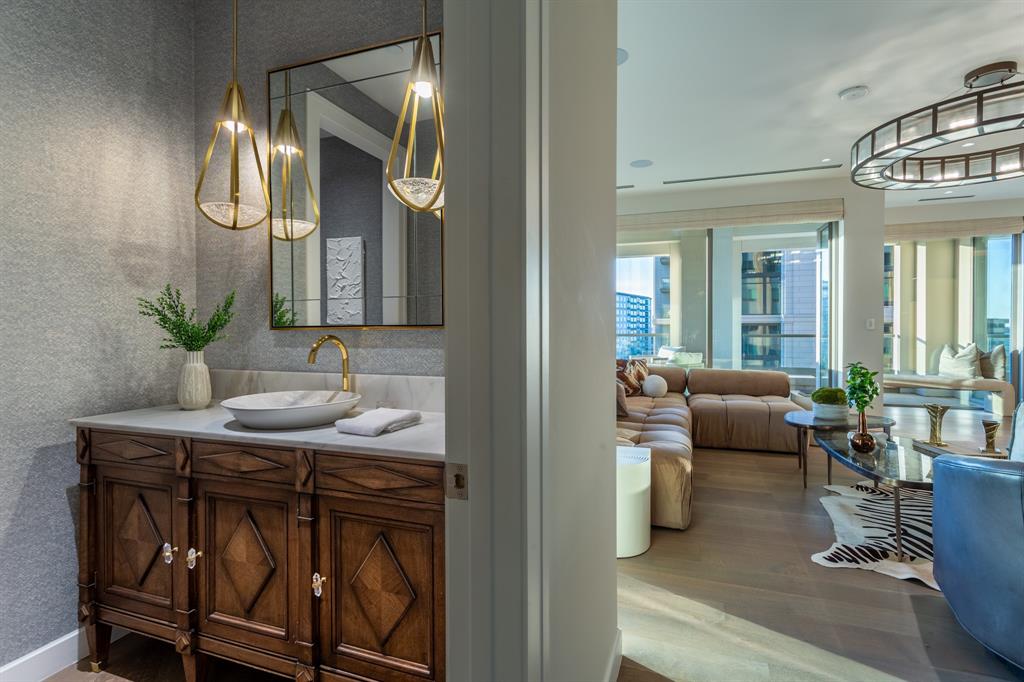 2300 Wolf Street, Unit 7D Dallas, TX 75201 - Photo 21 of 40 a view of a livingroom with furniture and window