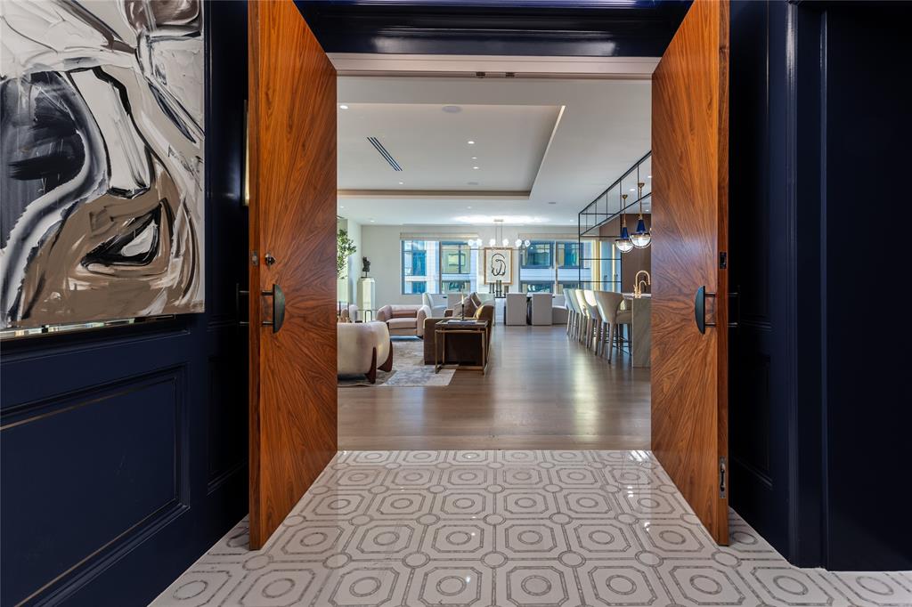 2300 Wolf Street, Unit 7D Dallas, TX 75201 - Photo 3 of 40 a view of a hallway with a couch