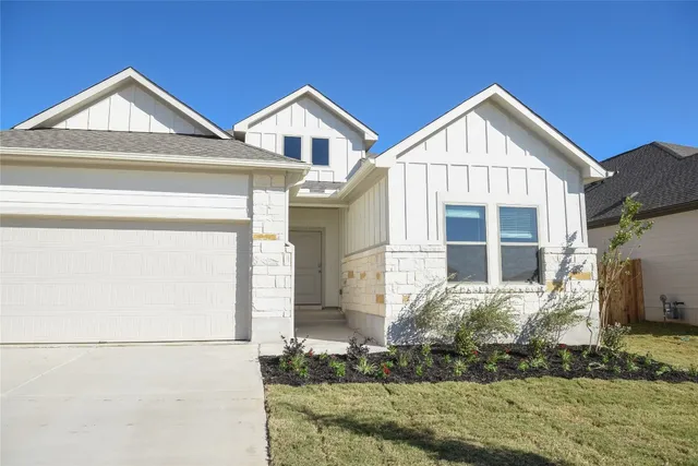$368,190 | 247 Red Tail Hawk Lane, Cedar Creek, TX 78612