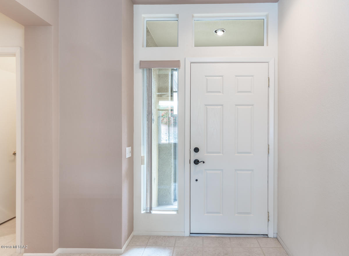 923 East Royal Oak Road Tucson, AZ 85755 - Photo 4 of 25
