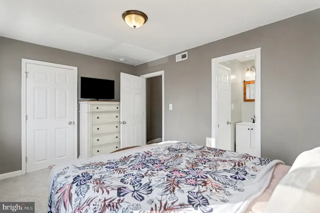 $235,000 | 8656 Oak Road, Baltimore, MD 21234