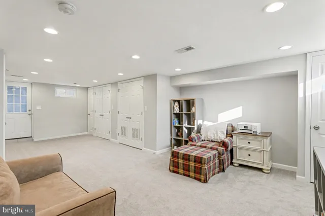 $235,000 | 8656 Oak Road, Baltimore, MD 21234