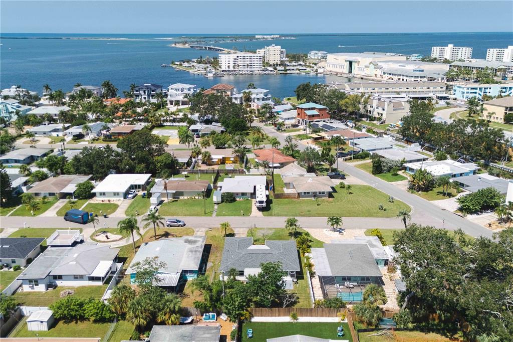 2491 Coronado Way Dunedin, FL 34698 - Photo 23 of 32