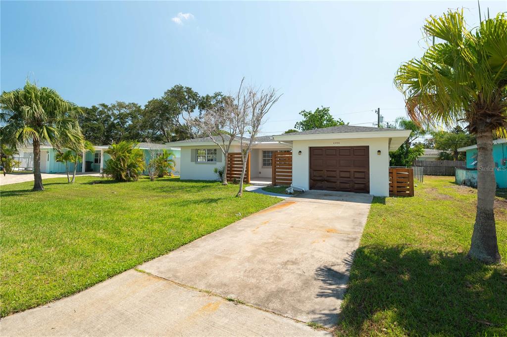 2491 Coronado Way Dunedin, FL 34698 - Photo 5 of 32