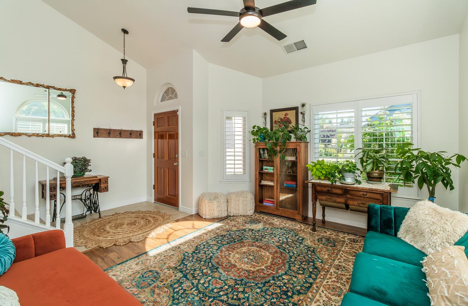 1323 Oak Avenue Clovis, CA 93611 - Photo 4 of 42 a living room with furniture and a window
