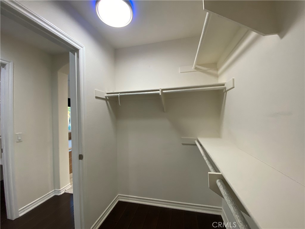 19303 Cohasset Street Reseda, CA 91335 - Photo 16 of 30