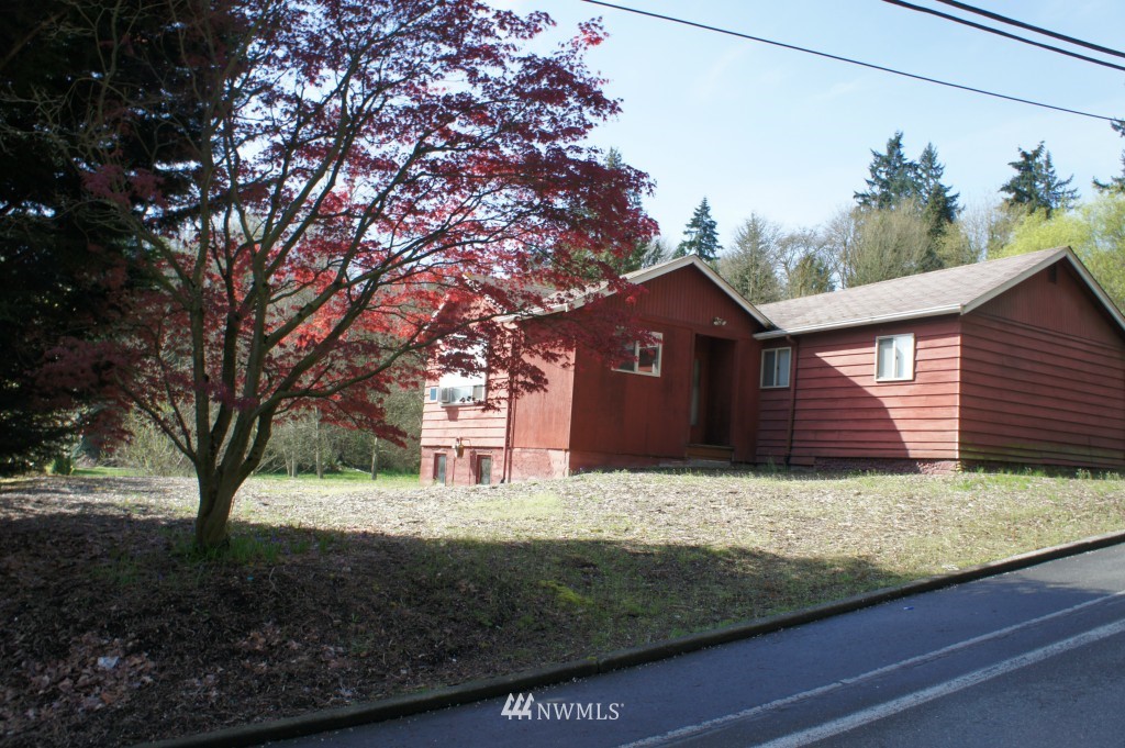 9431 Northeast 180th Street Bothell, WA 98011 - Photo 5 of 19