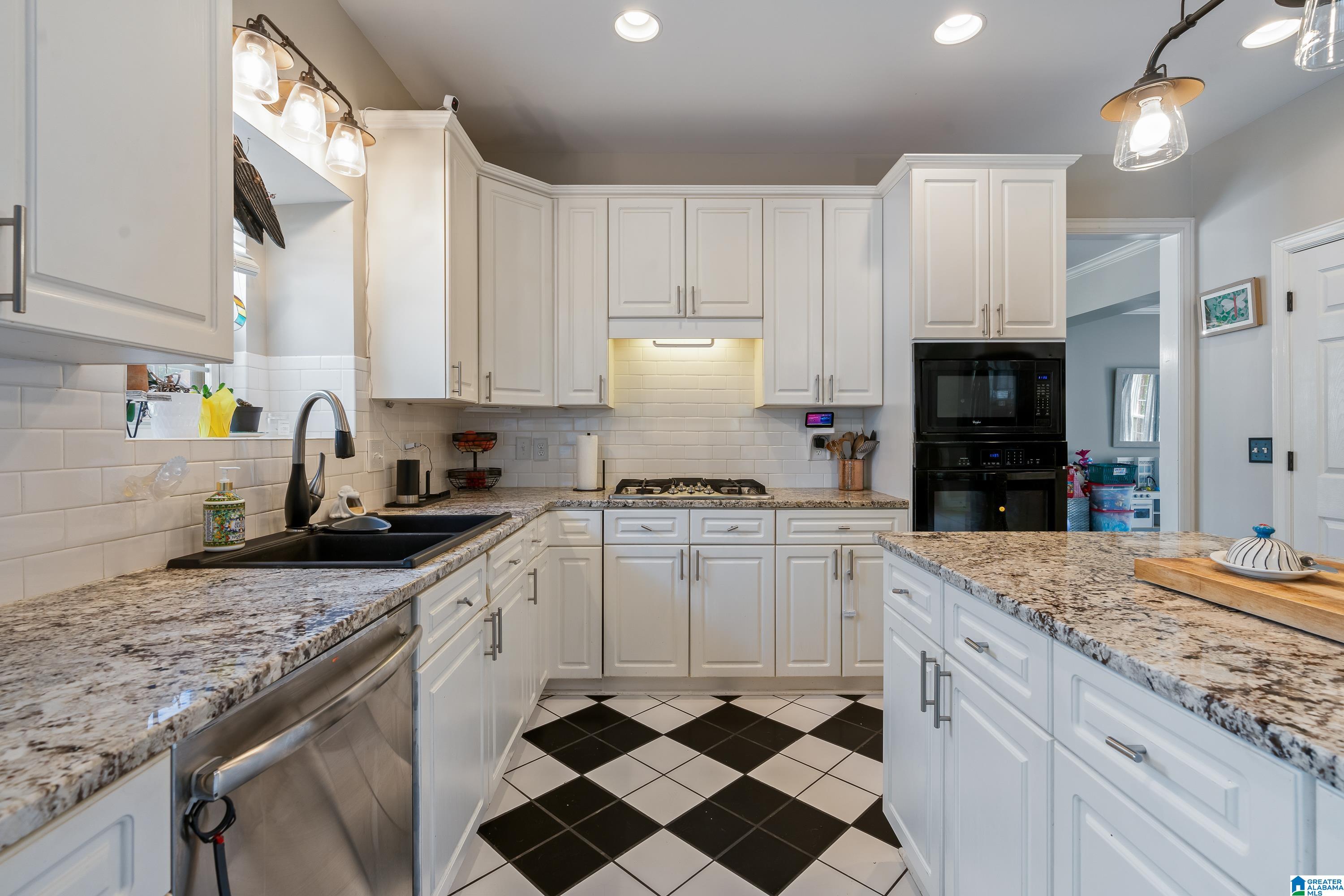 1051 Oak Meadows Road Birmingham, AL 35242 - Photo 12 of 55