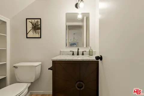 $799,000 | 5100 Riverton Avenue, Unit 9, North Hollywood, CA 91601