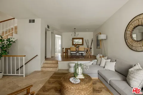 $799,000 | 5100 Riverton Avenue, Unit 9, North Hollywood, CA 91601