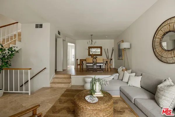 $799,000 | 5100 Riverton Avenue, Unit 9, North Hollywood, CA 91601
