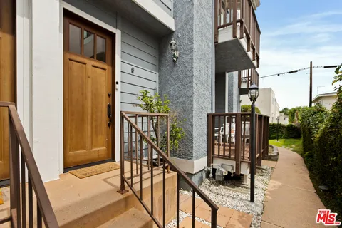 $799,000 | 5100 Riverton Avenue, Unit 9, North Hollywood, CA 91601