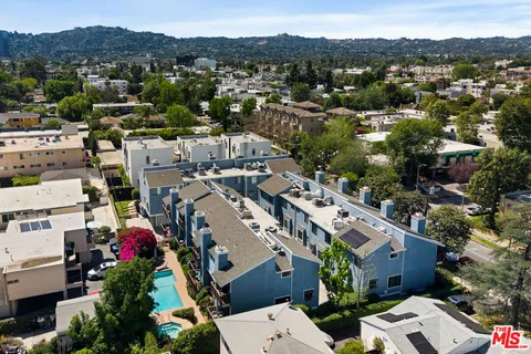 $799,000 | 5100 Riverton Avenue, Unit 9, North Hollywood, CA 91601