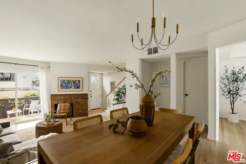 $799,000 | 5100 Riverton Avenue, Unit 9, North Hollywood, CA 91601