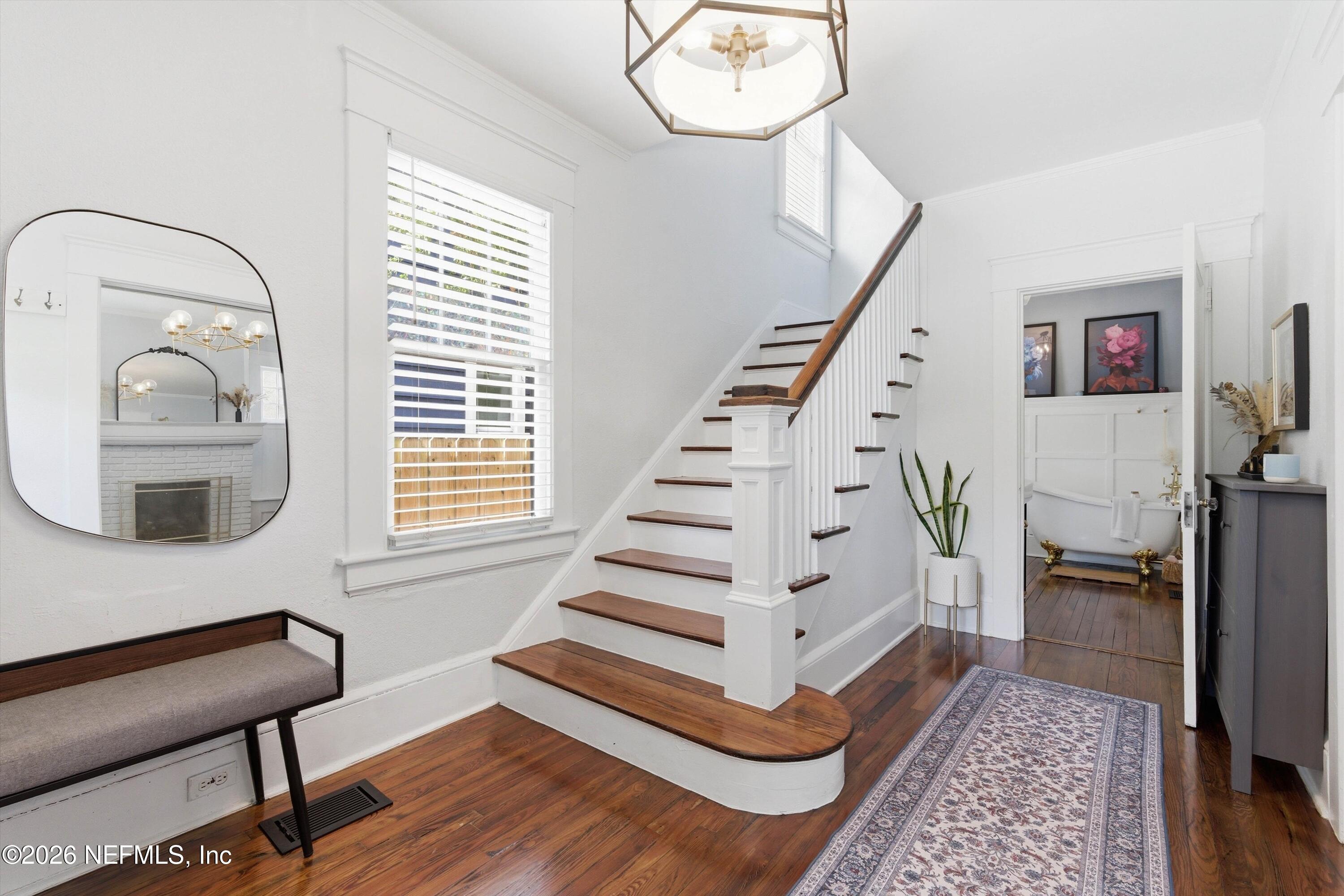 2221 Post Street Jacksonville, FL 32204 - Photo 8 of 48 Foyer