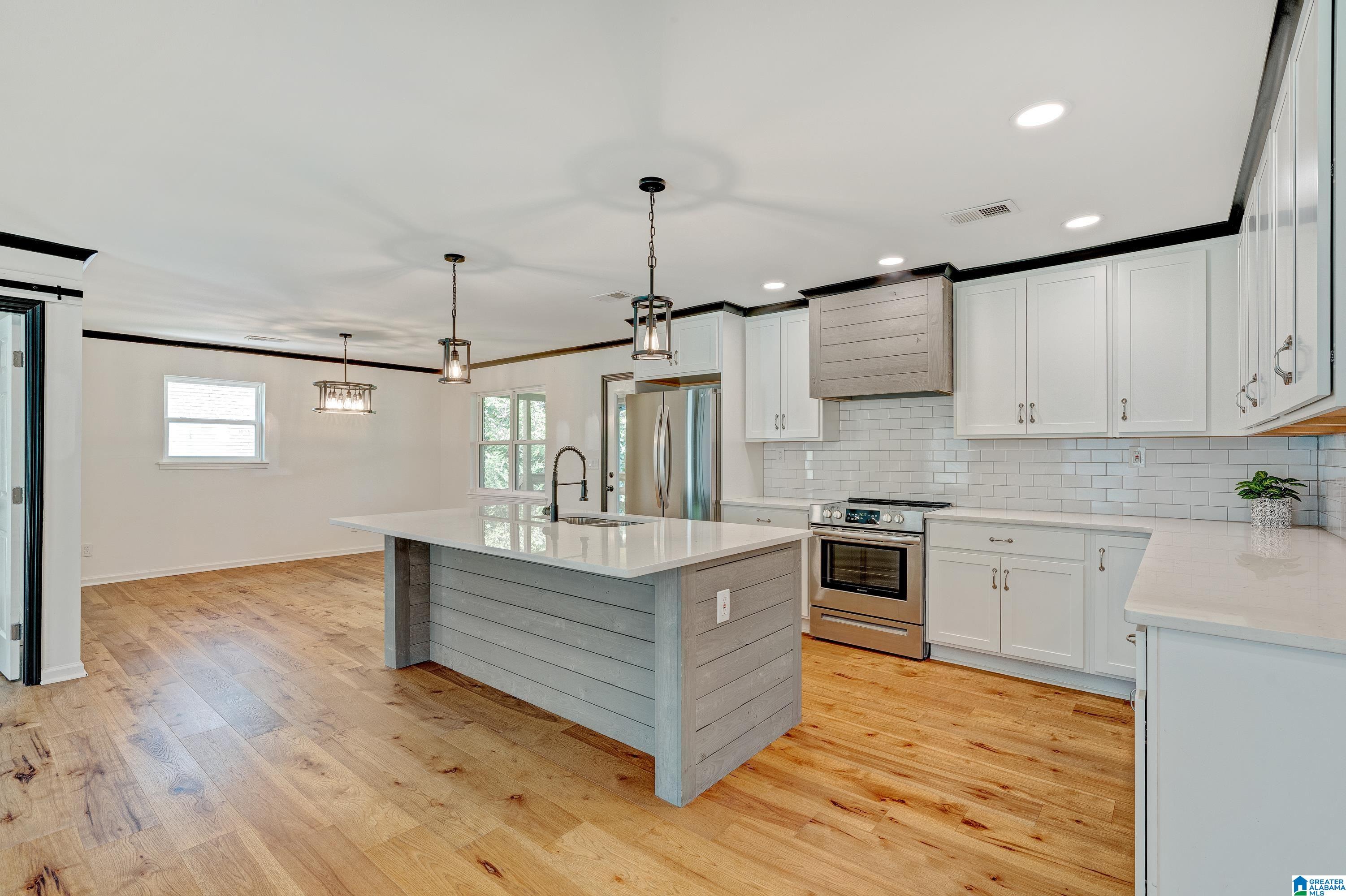 5804 Southhall Road Birmingham, AL 35213 - Photo 13 of 36