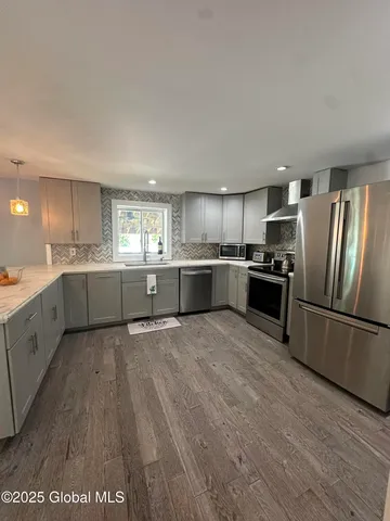 $310,000 | 30 Penny Lane, Sand Lake, NY 12018